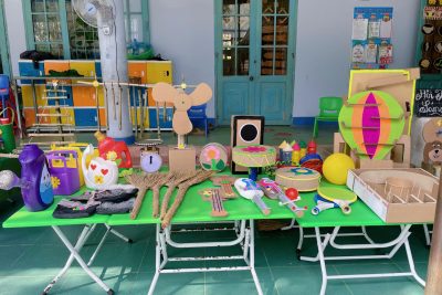 Hội thi “Trưng bày sản phẩm sáng tạo” từ nguyên vật liệu phế thải của các cô giáo Trường Mầm non Đức Lân